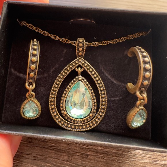 Avon Blissful Blues Drop Pendant Gift Set Vintage Style 2011 Art Deco Boho - Picture 9 of 11